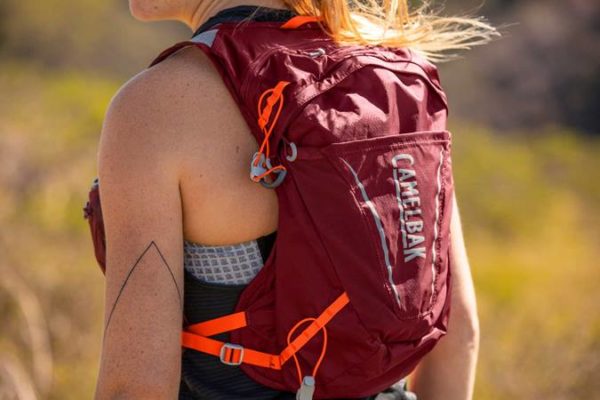 Camelbak WOMEN'S OCTANE™ 9 70 OZ HYDRATION PACK Teal Sulphur Spring 1437401000_V3