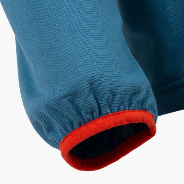 Highlander Hirta Grid Fleece: Essential Warmth for Outdoor Activities - Image 5