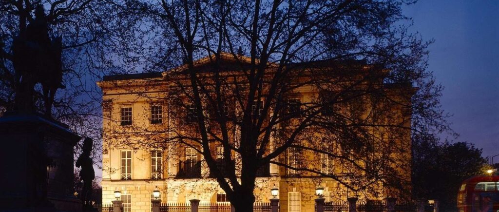 APSLEY HOUSE
